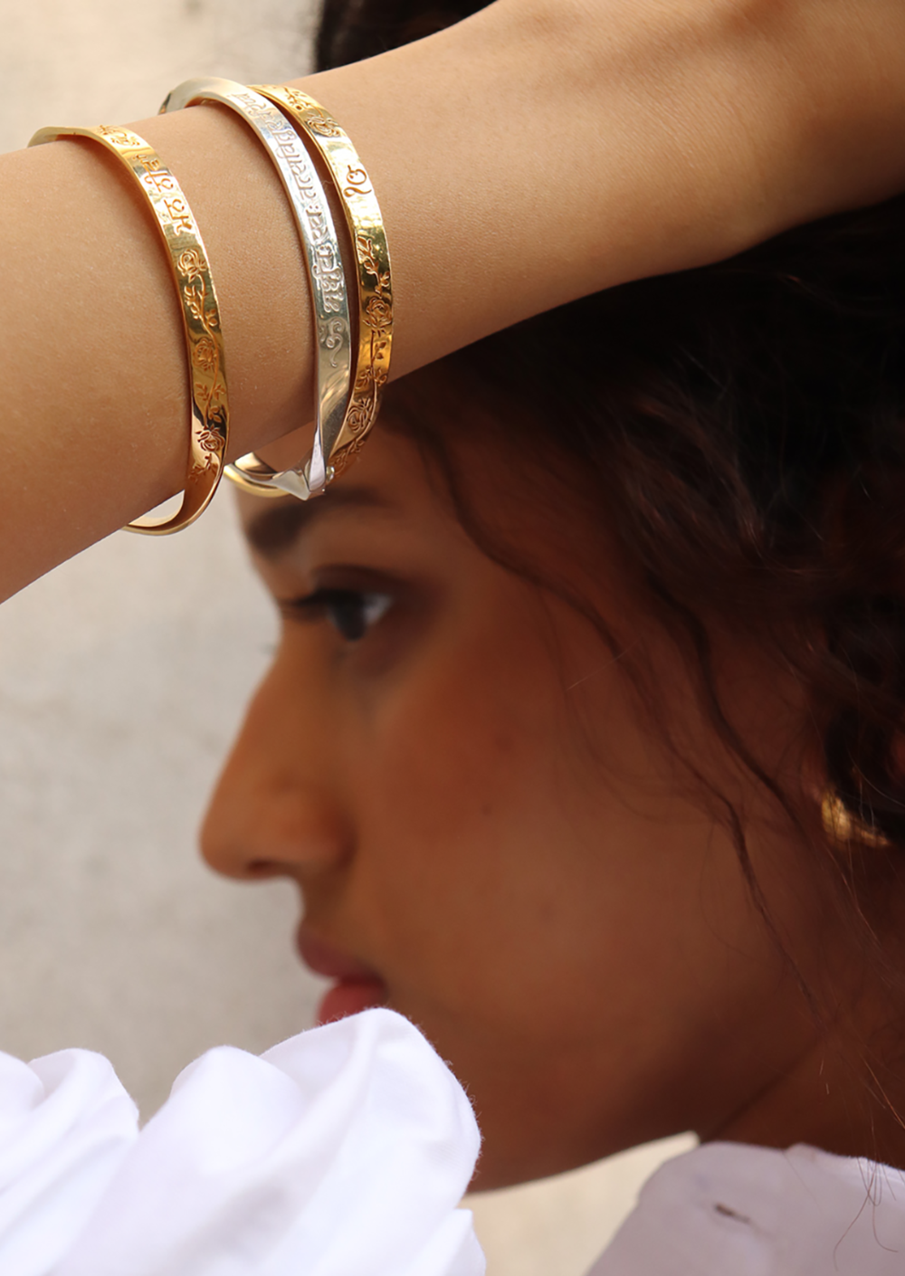 Shukrana Guruji Bangle - English