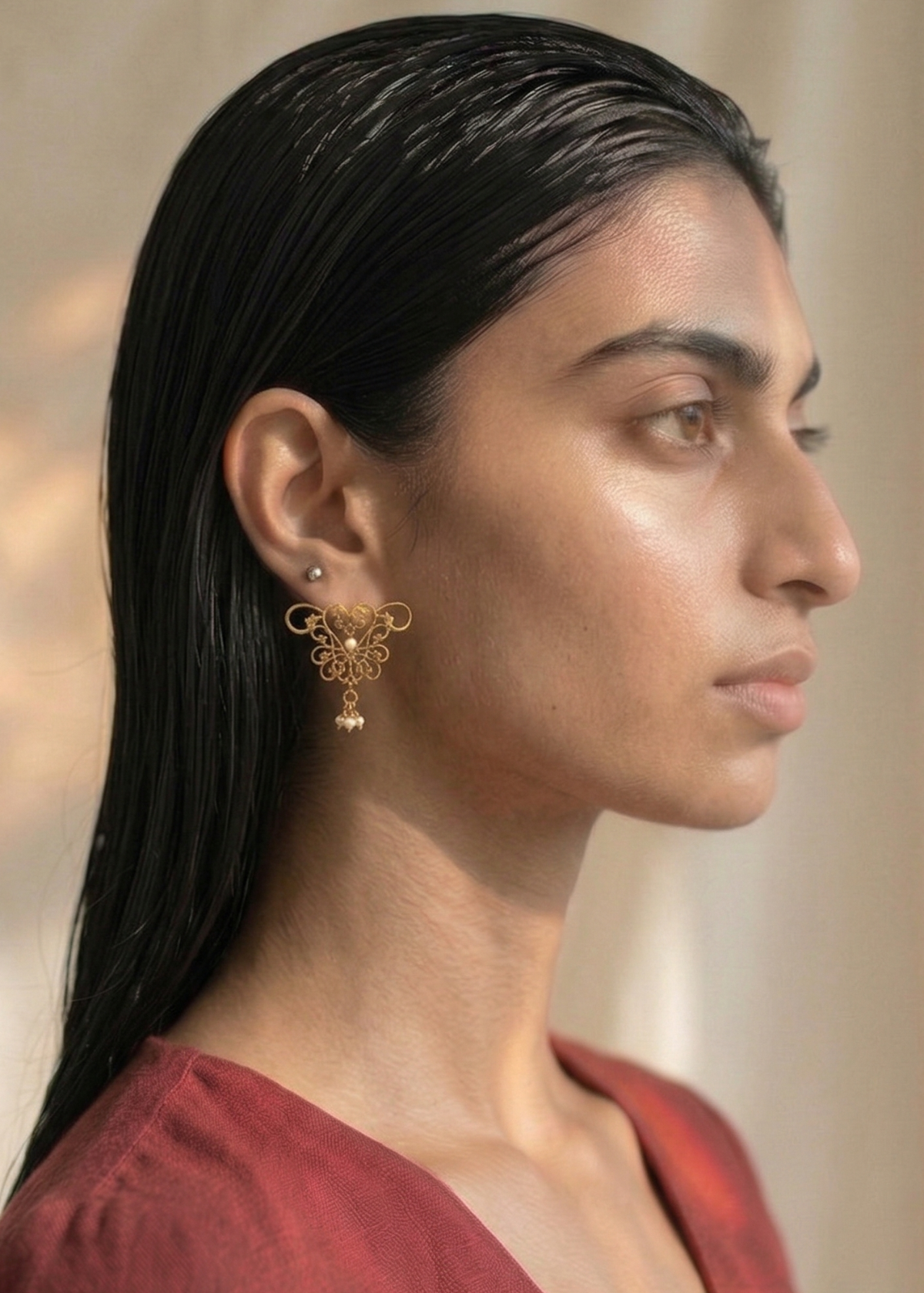 Festive pearl stud earrings by indian jewellery designer Eina Ahluwalia