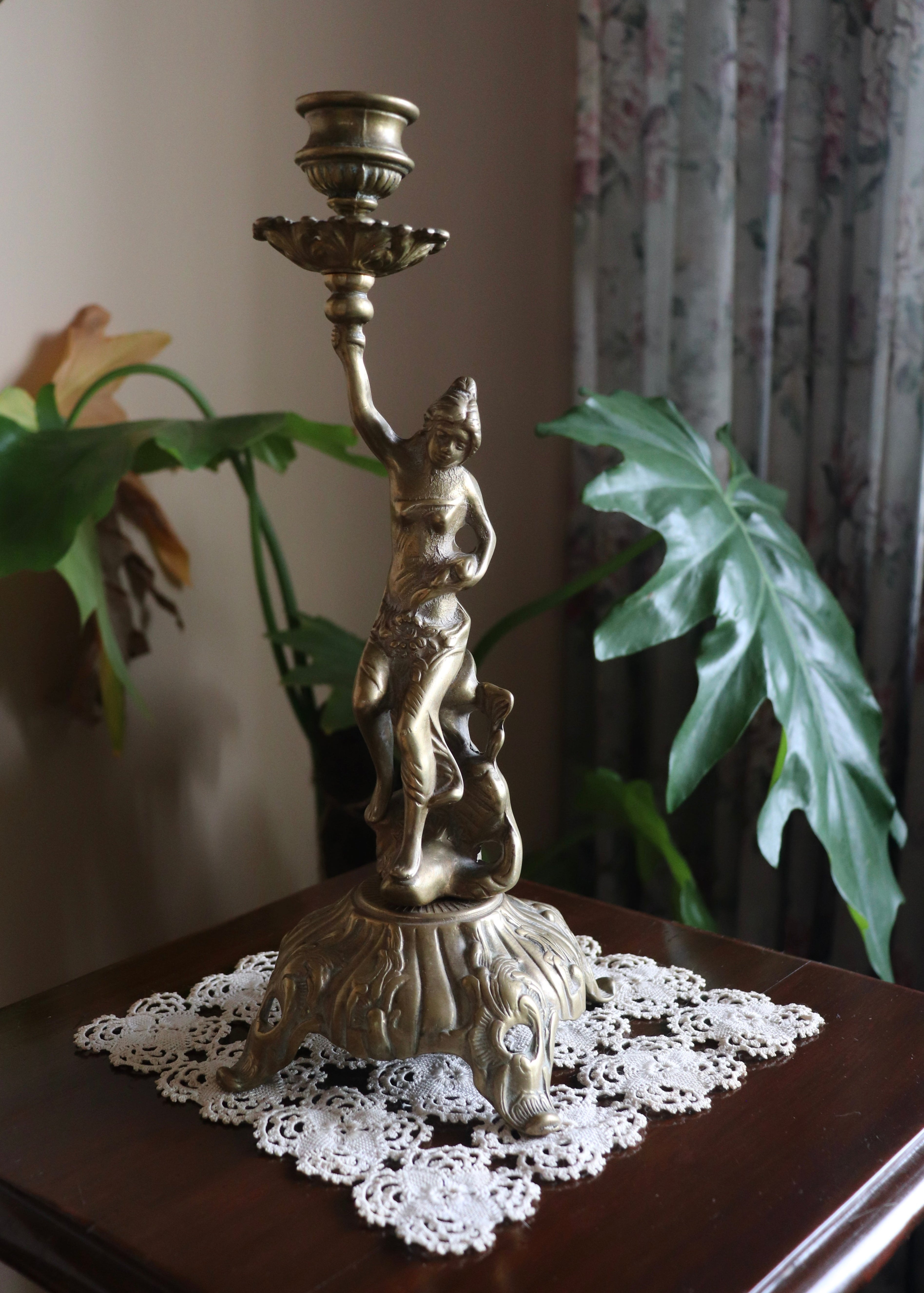 Old Soul Candle Stand XL
