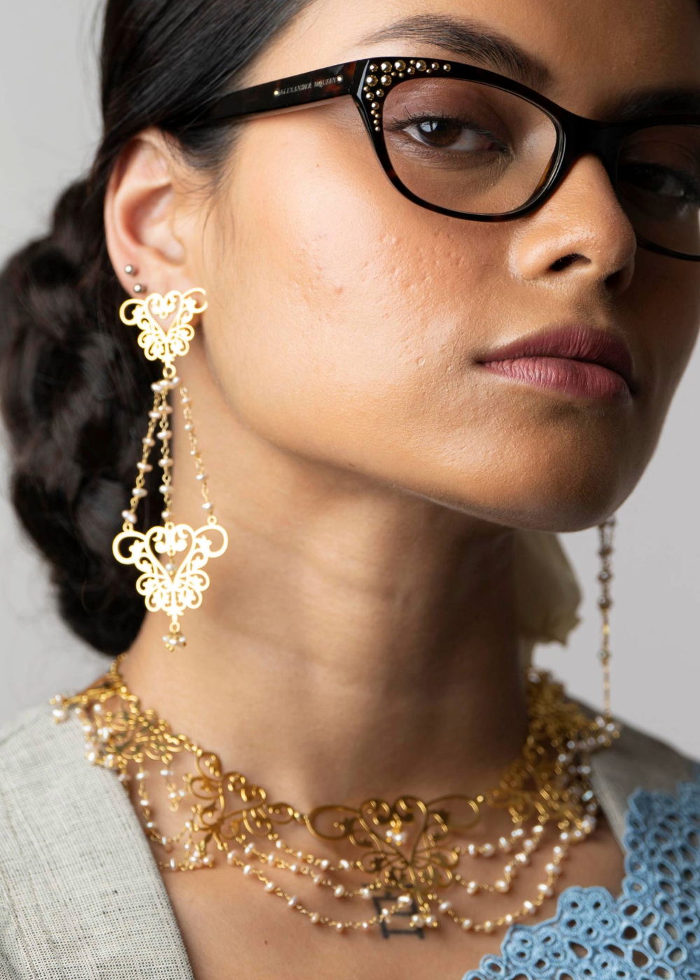 Statement pearl necklace by Indian jewellery designer Eina Ahluwalia