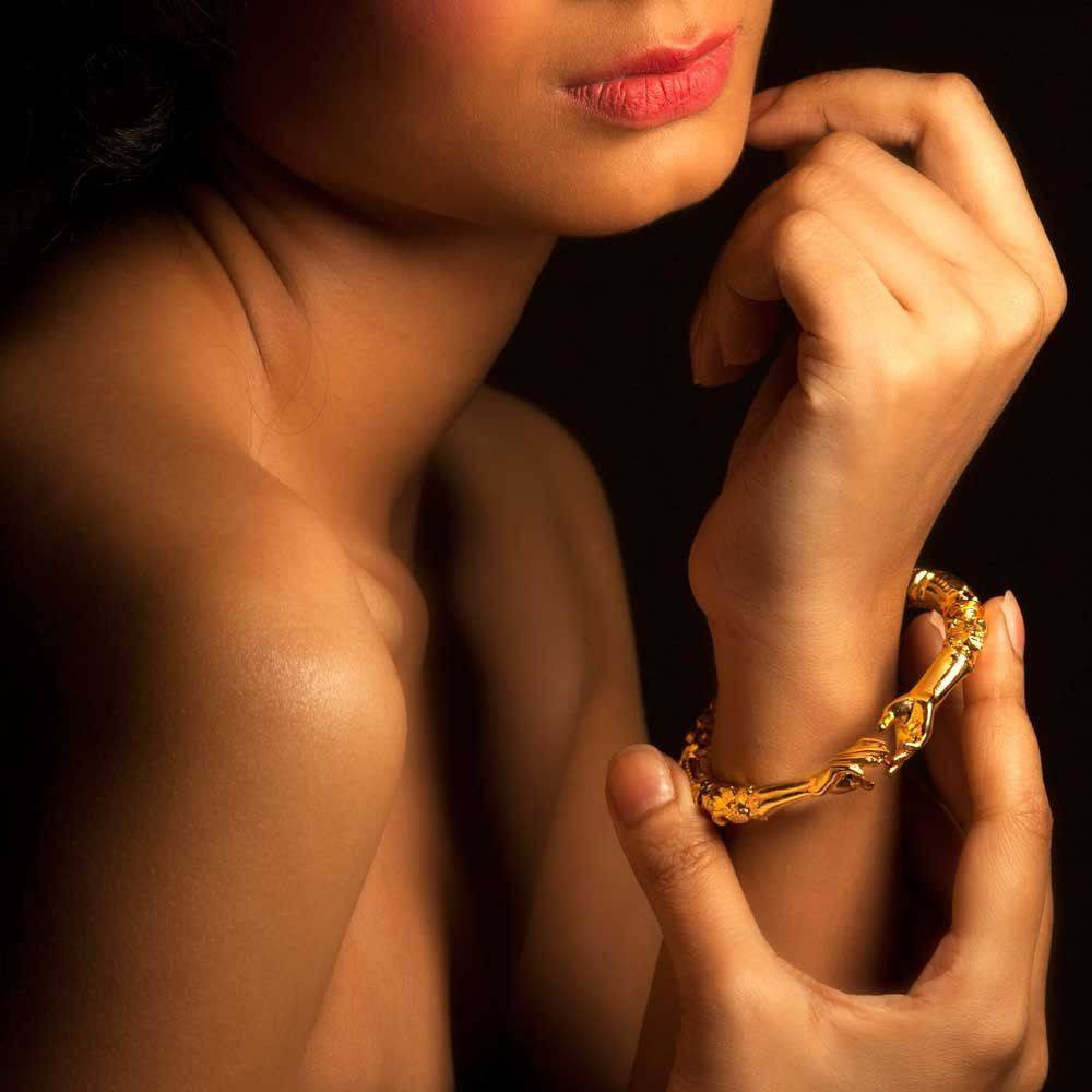 Warmth Bangle as seen in Veere Di Wedding (2018)