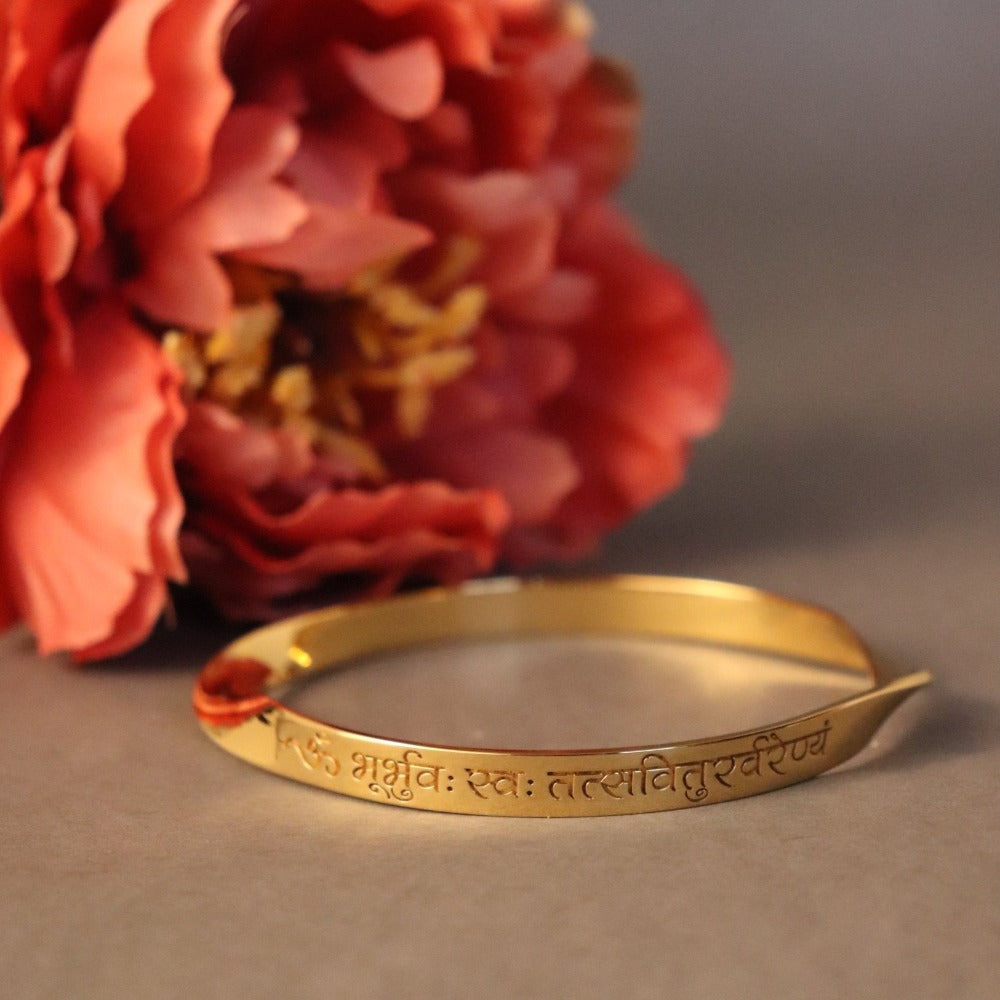 Gayatri Mantra Bangle - Hindi
