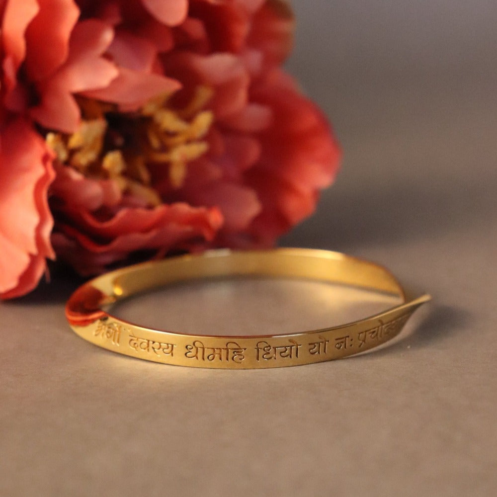Gayatri Mantra Bangle - Hindi