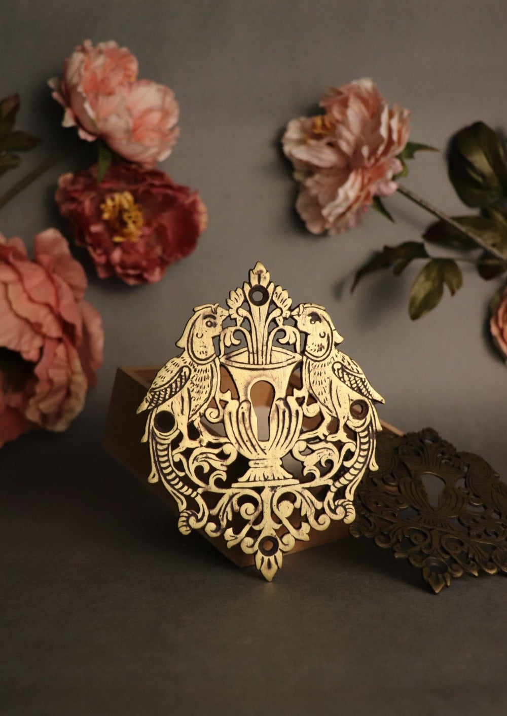 Old Soul Escutcheon II