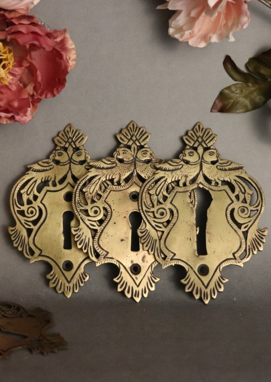 Old Soul Escutcheon I