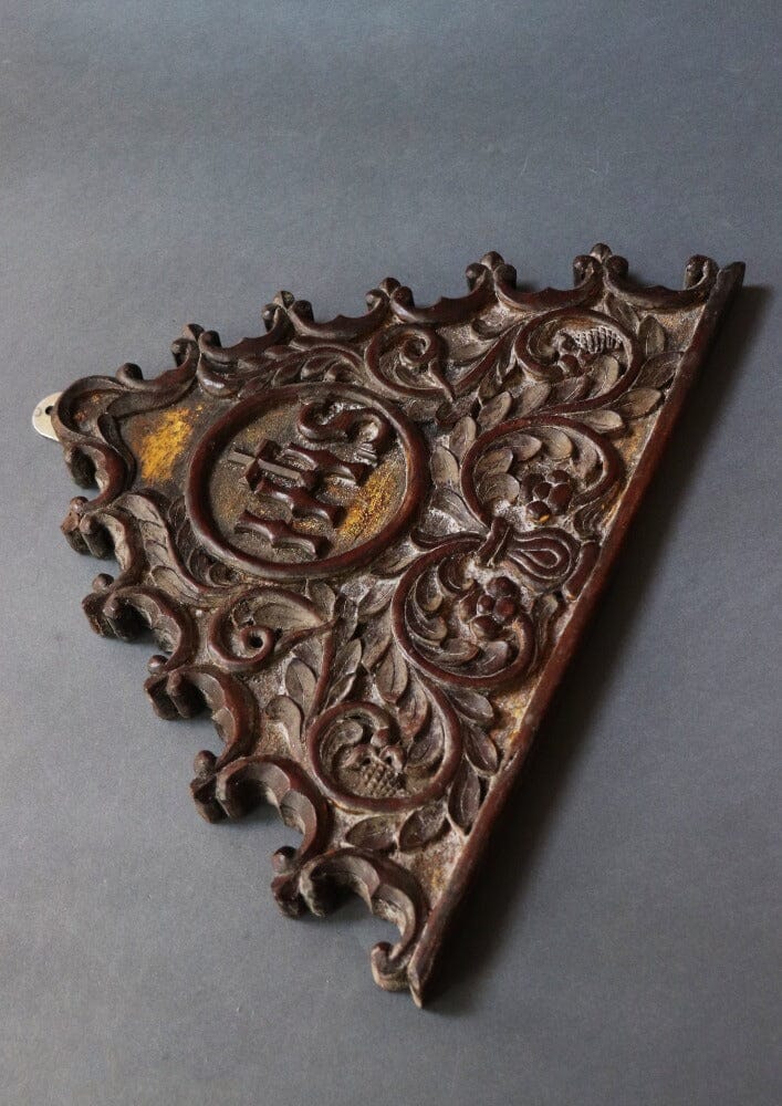 Old Soul Altar Top I