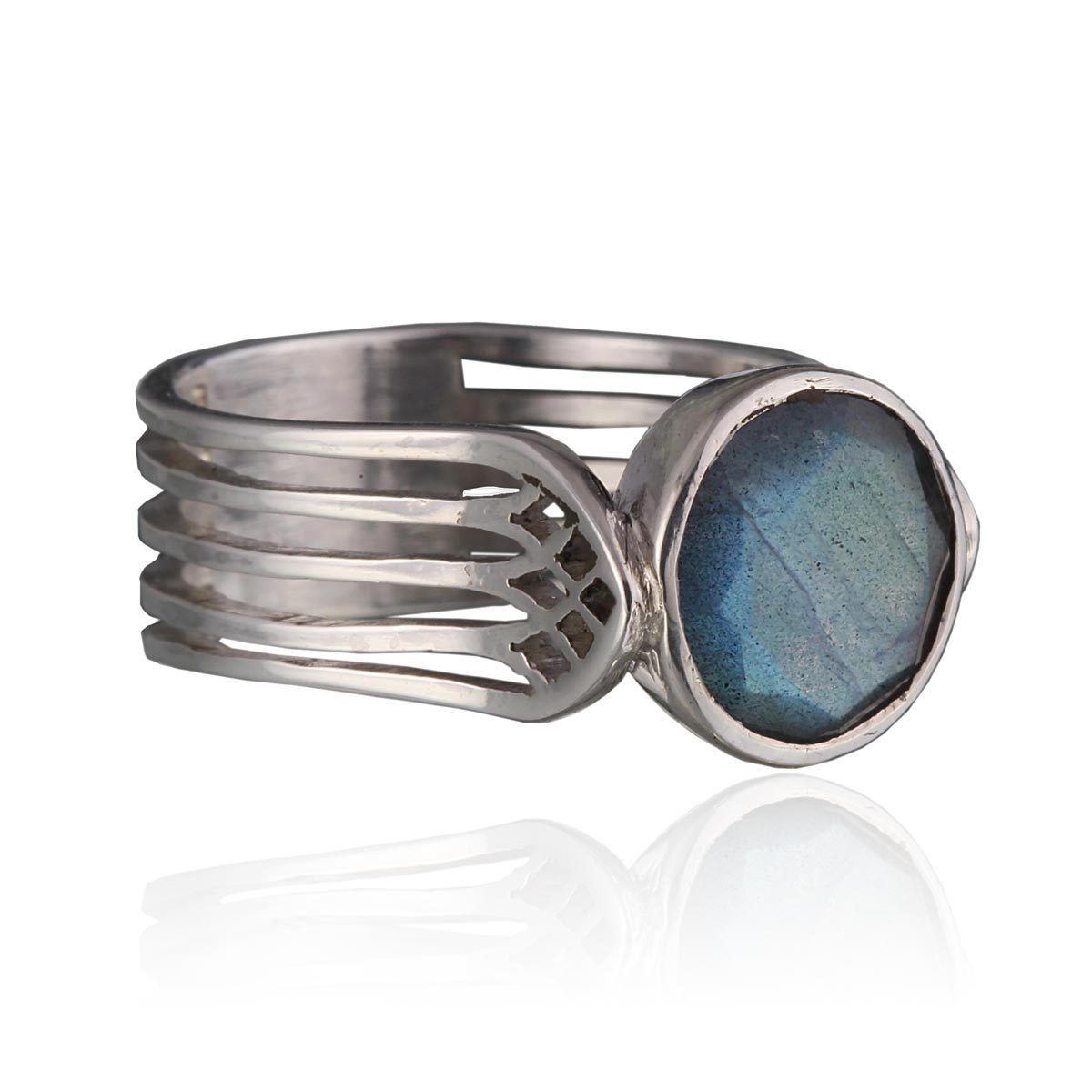 Transcend Ring - Labradorite