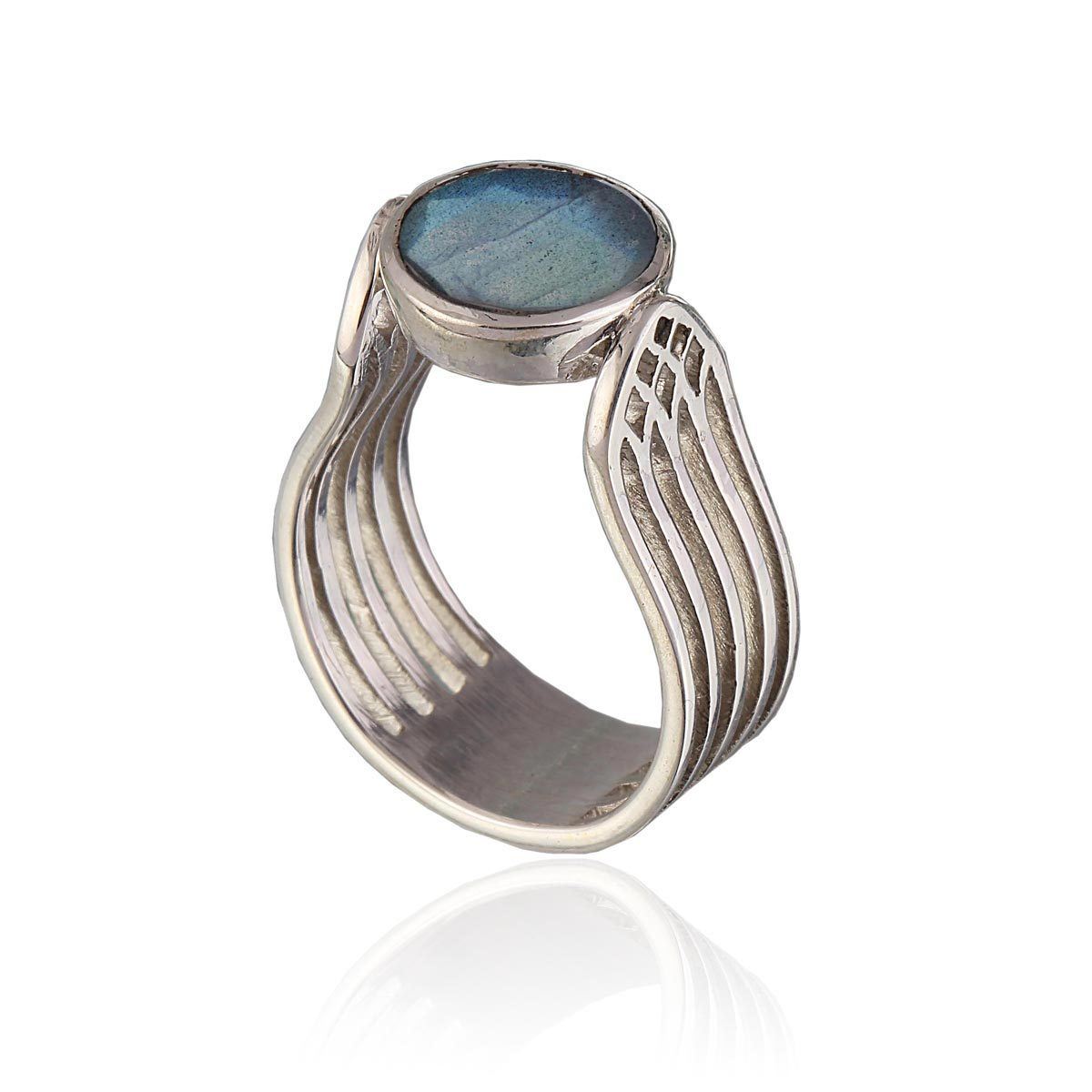 Transcend Ring - Labradorite