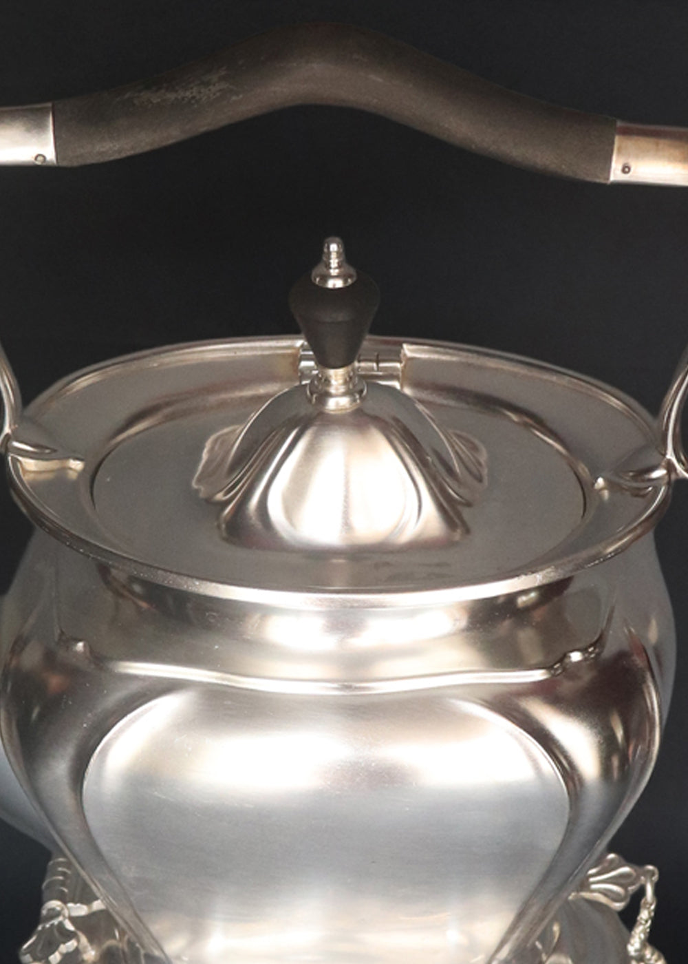  Antique Edwardian spirit kettle with its stand, burner and securing pins in superb condition