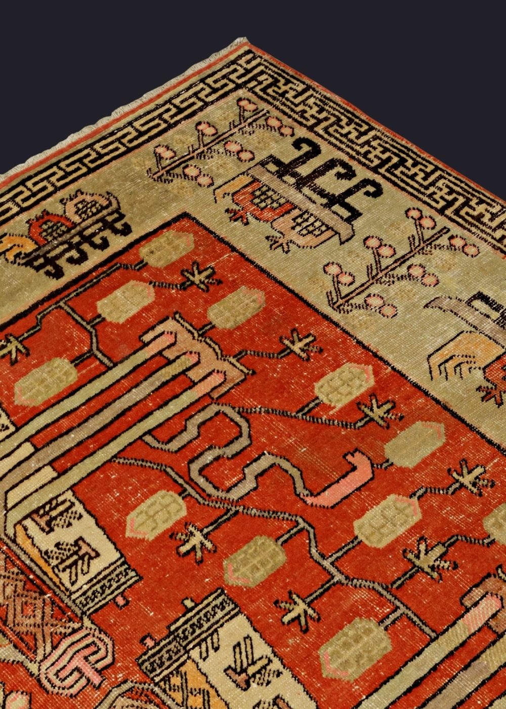 Old Soul Samarkand Vase Rug