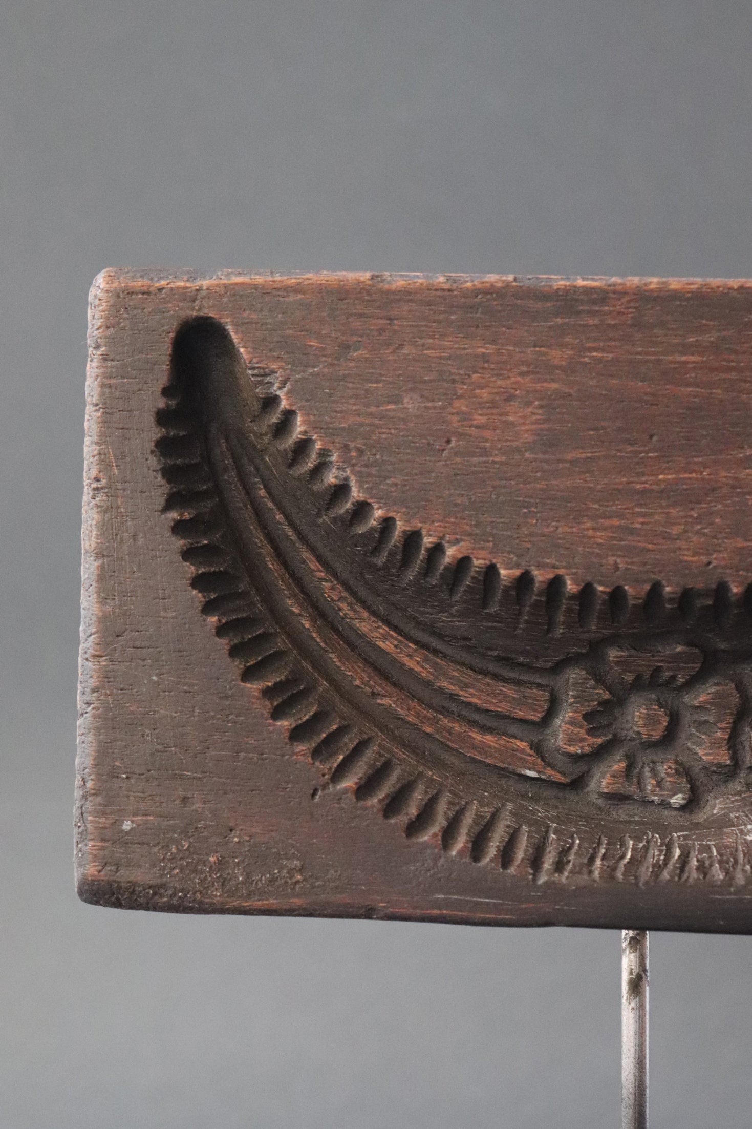 Plaque with deep relief of Shiva’s crescent moon carved in jackfruit tree wood. The crescent worn by Lord Shiva the moon in its fifth day phase and symbolizes the cycle of time through which the process of creation evolves, the beginning till the end. From Kerela, should be early 1900s.