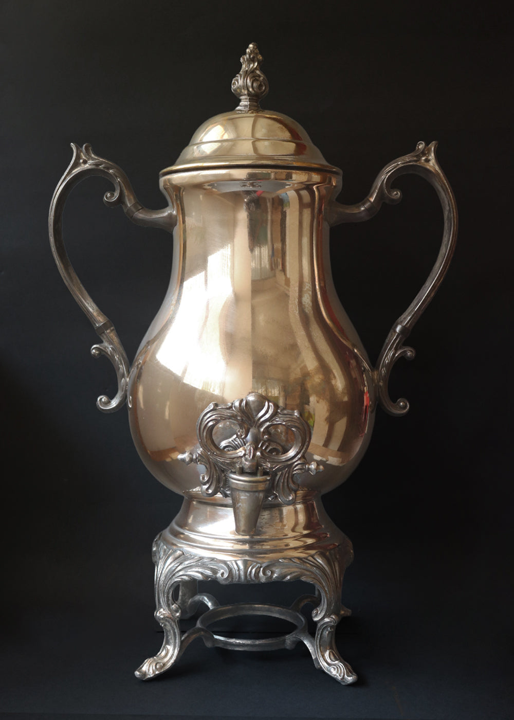Vintage Victorian style FB Rogers Silver Co coffee urn from the 1940s. 